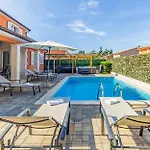Lotus Villas Resort